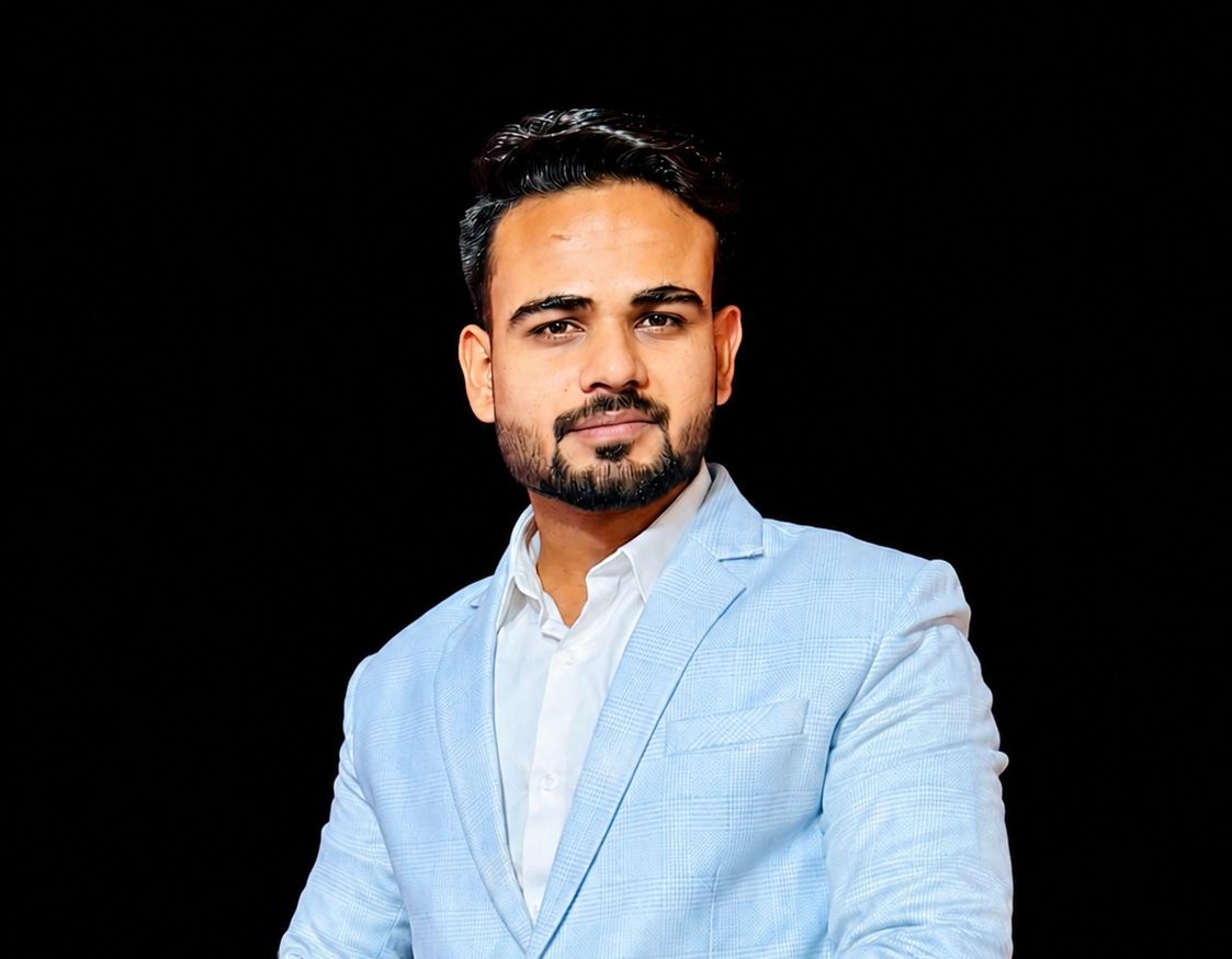 Anuj Tiwari, Financial Analysis Associate, Moneyrops Capital Advisors